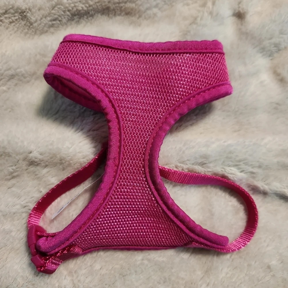 Final Sale Petco Hot Pink Mesh Harness